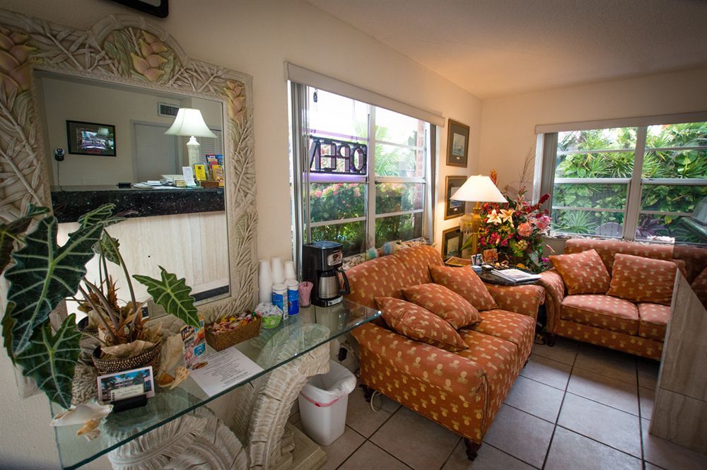Shore Haven Resort Inn Lauderdale-by-the-Sea Exterior photo
